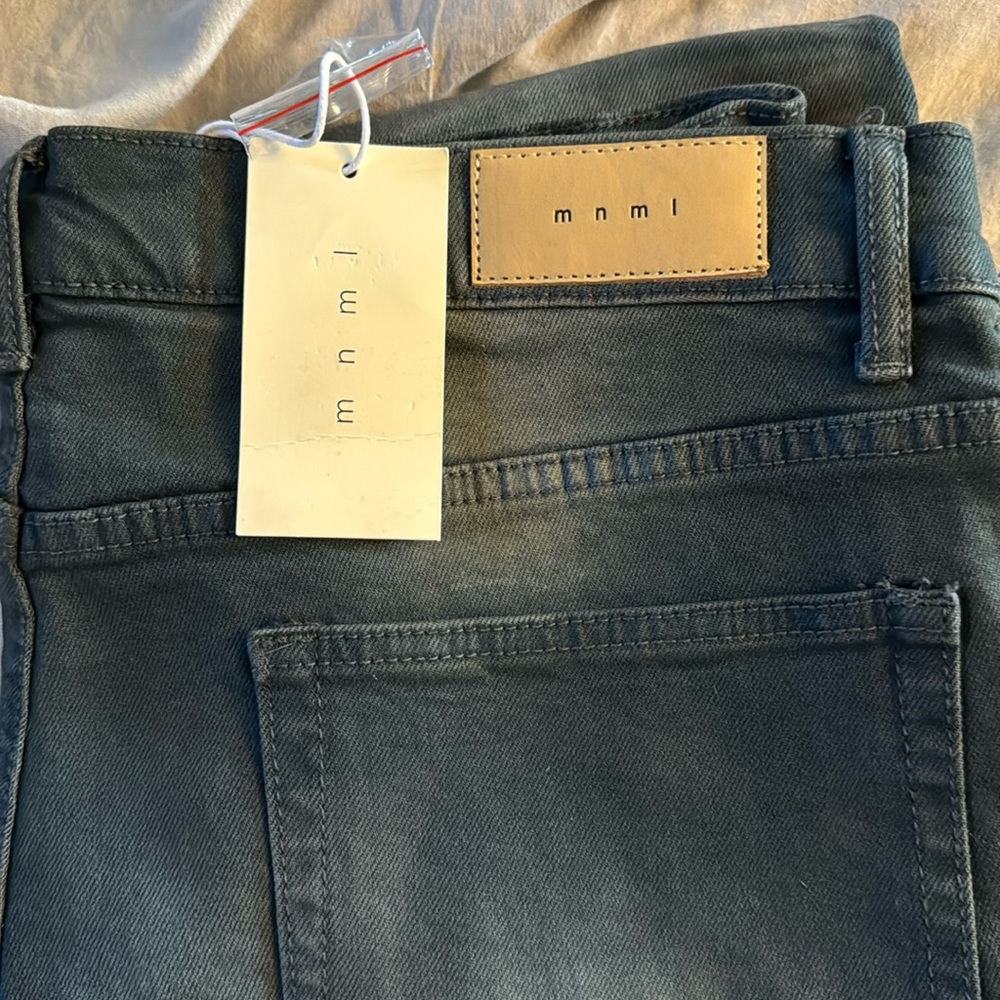 Mnmi 40x32  jeans new with tags